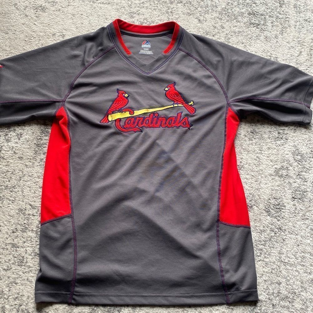 Majestic Activewear Mens Shirt  Size‎ M Gray Short Sleevess Cardinals